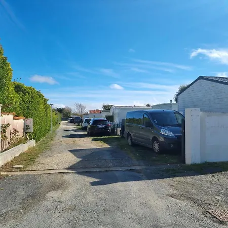 Parque de Campismo La Belle Perrochoise 2 Mobilhome